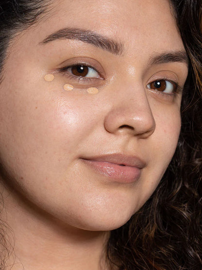 ILIA | TRUE SKIN SERUM CONCEALER - Wasabi (Medium with golden olive undertones) - 5 ml