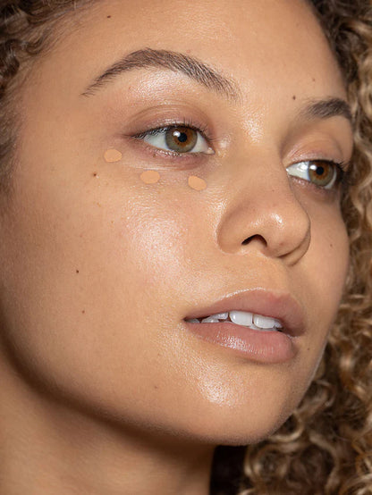 ILIA | TRUE SKIN SERUM CONCEALER - Chia (Medium with neutral warm undertones) - 5 ml